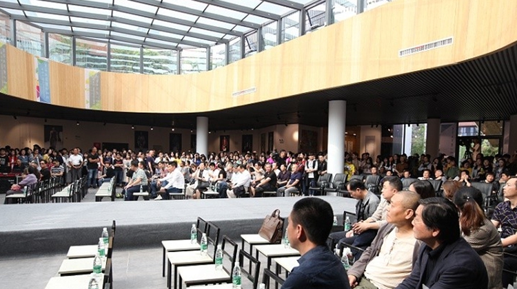 直播丨毕业季！看湖南工艺美院学子芳华绽放