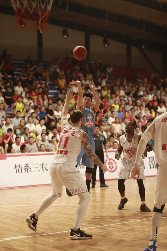 中俄篮球对抗赛湖南金健米业男篮完胜对手 - 玩乐头条 - 玩乐频道 - 