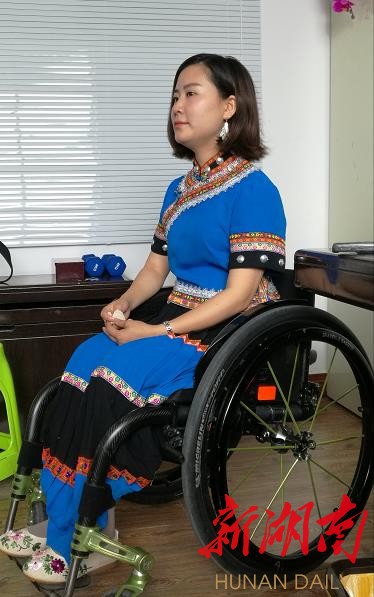 湖南日报轮椅上的铿锵玫瑰记90后残疾姑娘我省百名最美扶贫人物杨淑亭