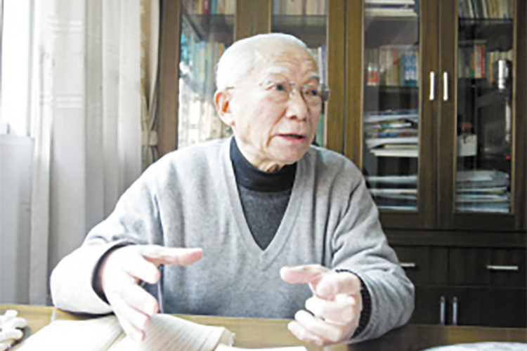 范文虎于1936年过世,那一年徐文达只有8岁