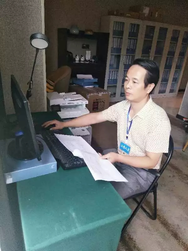 "碧水蓝天"环保卫士 ——记衡阳市环保局环境监察支队蒋向阳