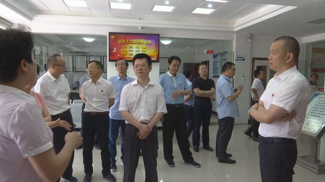 益阳市委组织部考察武陵区城市基层党建工作
