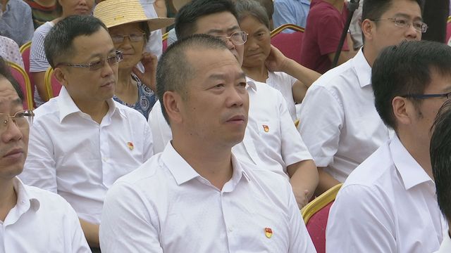 武陵区：送文化进点村 助力精准扶贫