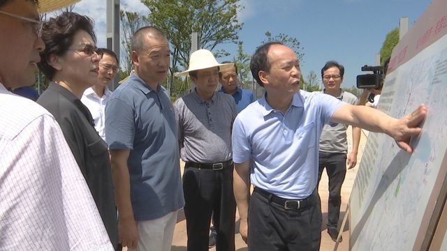 乌兰来常德巡查沅水强调：用铁一般的担当守护好一江碧水