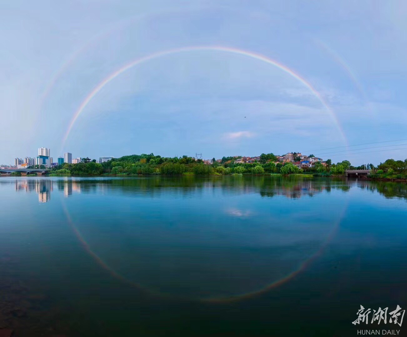 岳阳"双彩虹" 你拍到了吗?