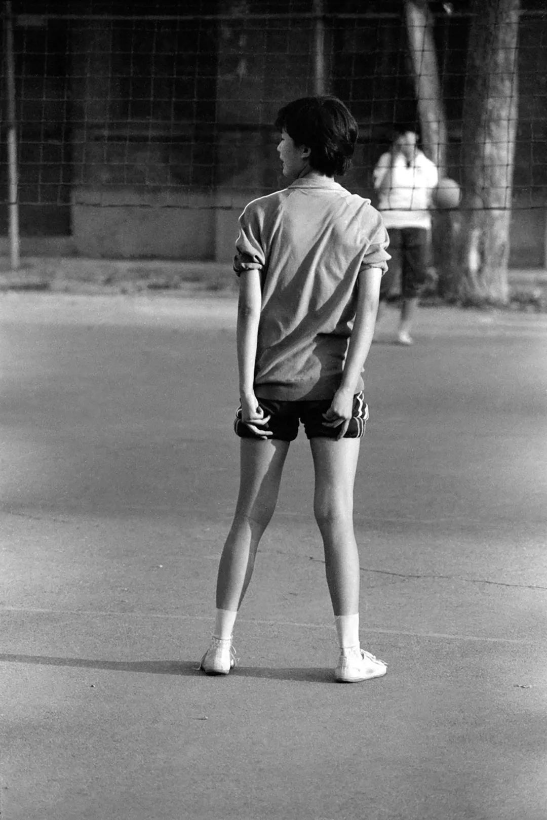 这位大叔拍下80年代珍贵旧照,看看那个干干净净的年代 - 艺术 - 新