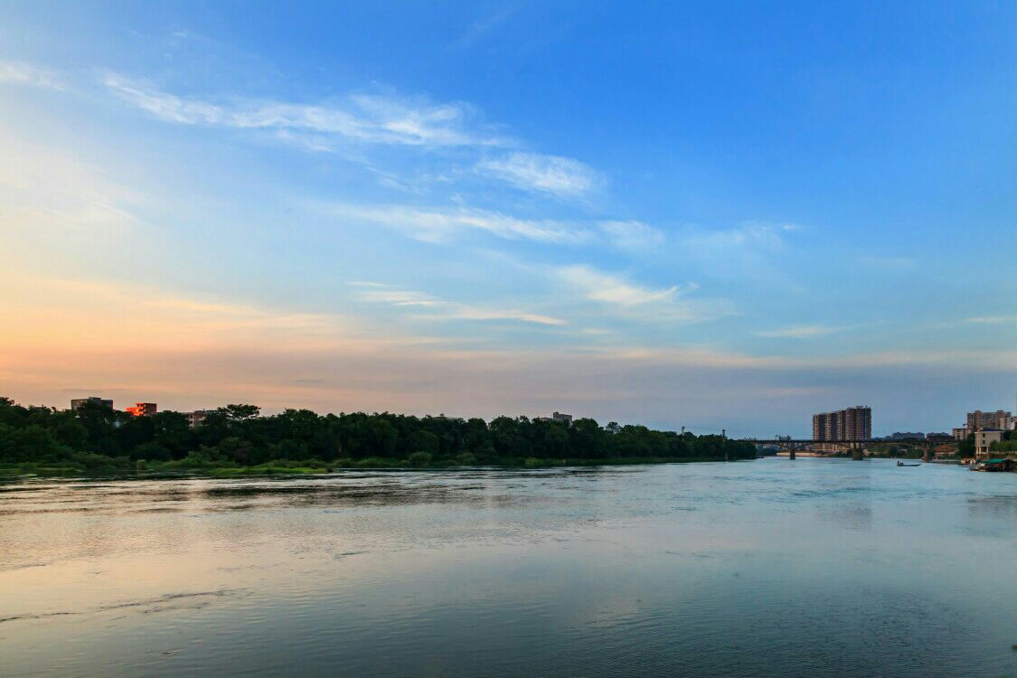 潇水清晨美如画