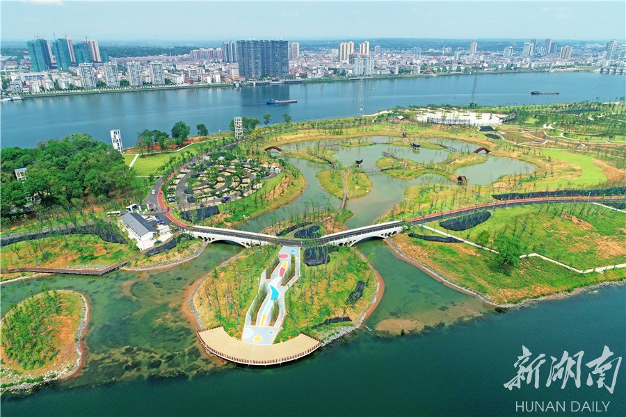 桃源| 双洲公园亮新姿