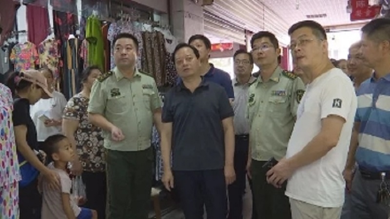 汤祚国督查市城区安全生产工作
