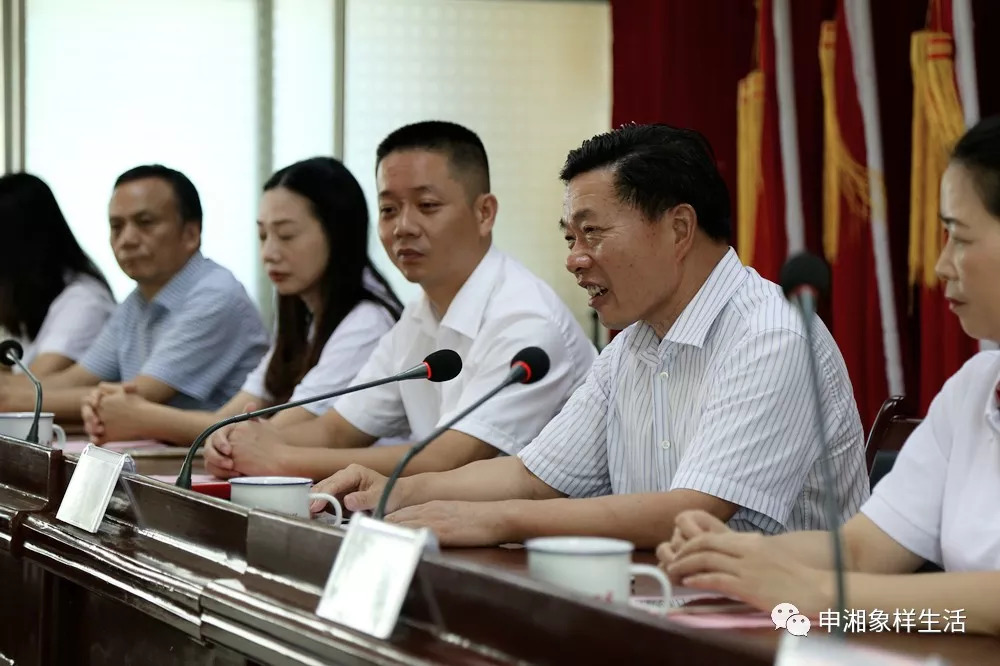 原长沙县经开区党工委副书记,副厅级领导汤定一先生在捐助仪式上说:"