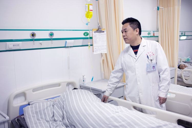 湖湘名医（46）肖茂良 | “没有最佳手段 只有最佳方案”