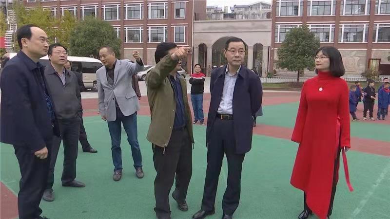 涂碧波调研武陵区教育工作