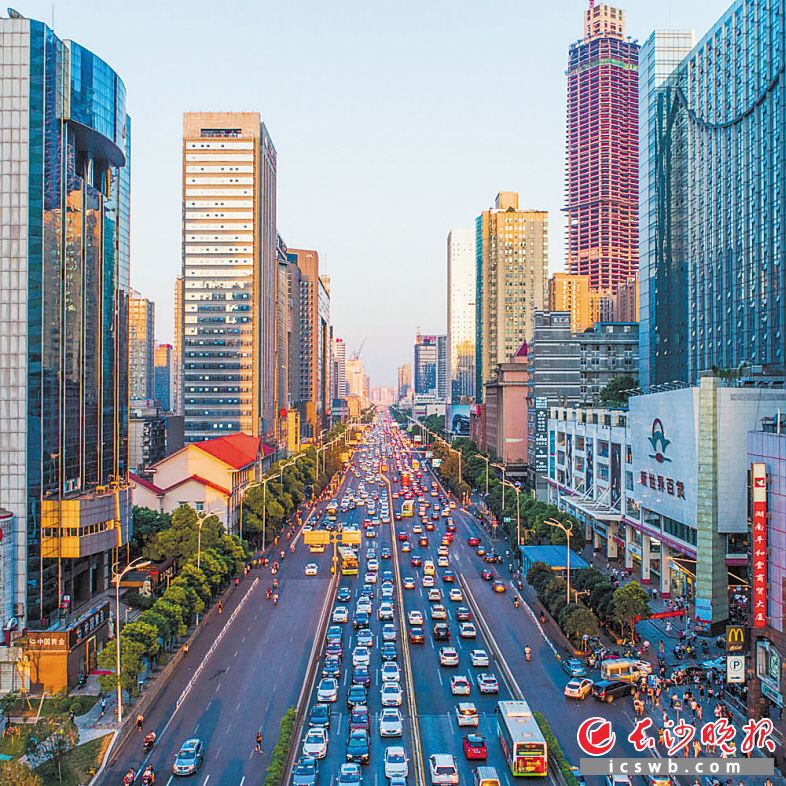 2000年五一路改扩,拓宽长沙城市建设新思路