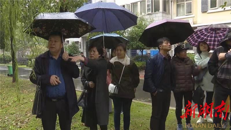 武陵区：迅速整改餐馆油烟污染问题