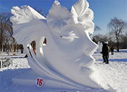 全国雪雕比赛落幕 作品《生命之花》折桂