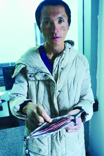 衡阳:"最美流浪汉"身份已确认,本名叫布仁,已踏上回家路