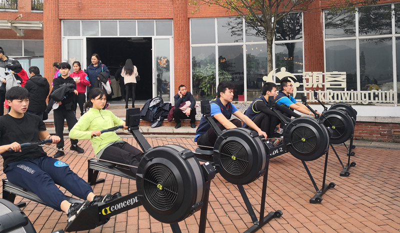 比谁划得快！2019新力量陆地划船机大赛长沙站开赛