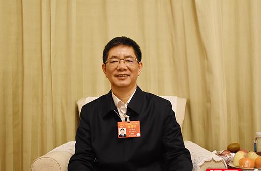 两会访谈|刘事青：以“脱层皮”的务实作风决胜脱贫攻坚