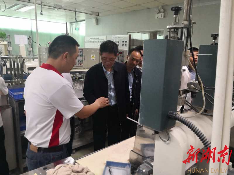 刘事青带队赴粤港澳大湾区开展精准招商：时不我待招商引资  只争朝夕发展产业