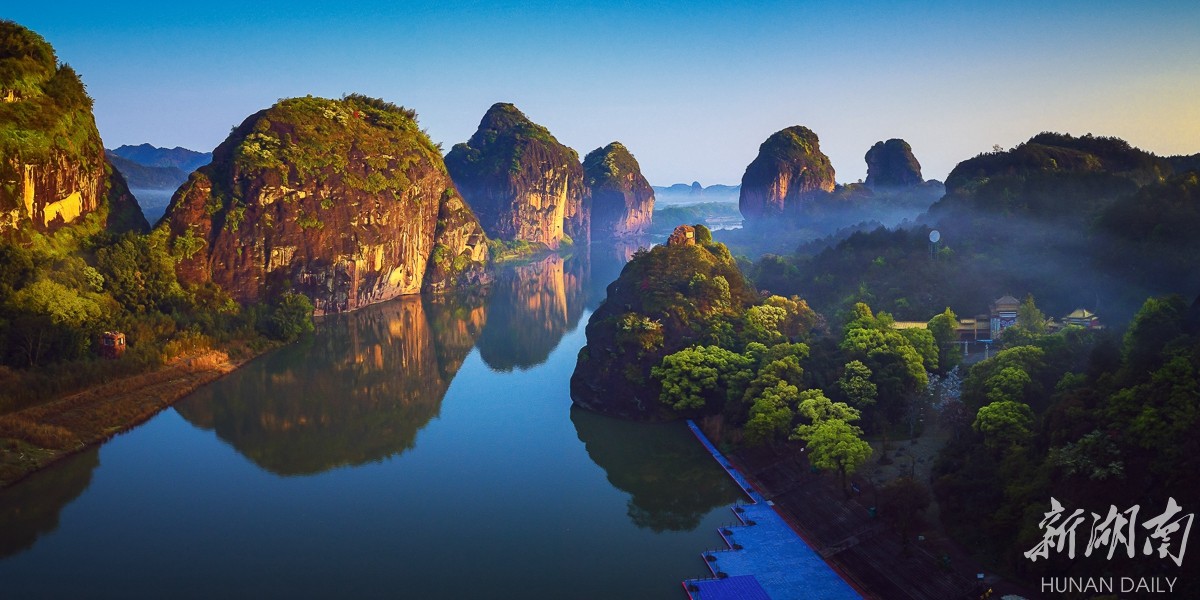 江西龙虎山全景图图片