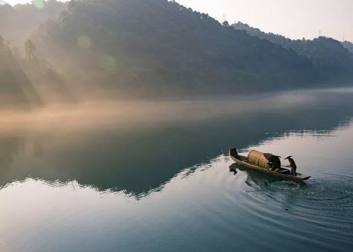 湖南这个中国风小城 用一双筷子撑起美食江湖！