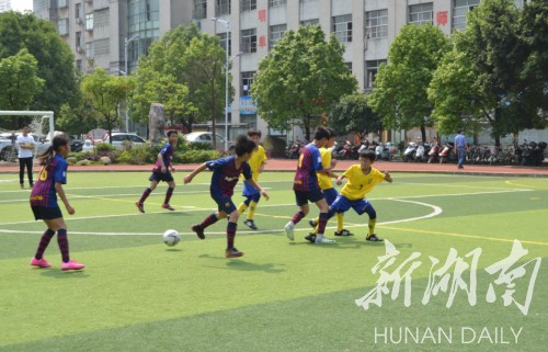 教育丨江华：圆乡村孩子的足球梦