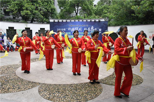 岳塘區(qū)長城社區(qū)大型文娛活動營造濃厚科普宣傳氛圍