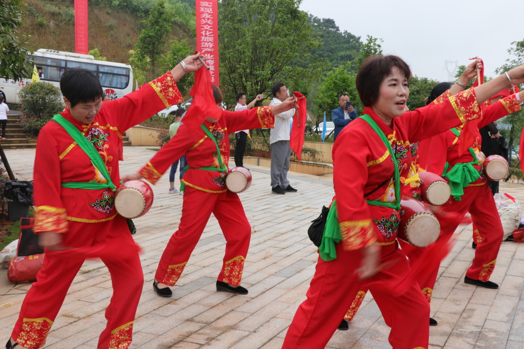 206-02 08:14喜迎建国70周年,让我们擂鼓呐喊.