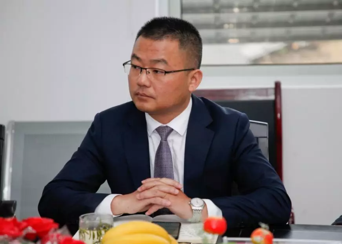 仪式的领导有市卫健局副局长袁新华,科长杨柳,沩山乡党委书记邓旺华