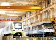 中国首列商用磁浮2.0版列车在长沙启动提速测试