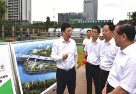 ​胡衡华督查调度浏阳河河长制工作