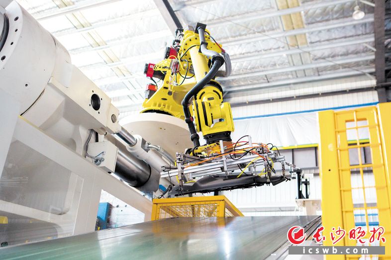 浏阳高新区系长沙最大的汽车零部件产业园区,目前已集聚了150余家汽车