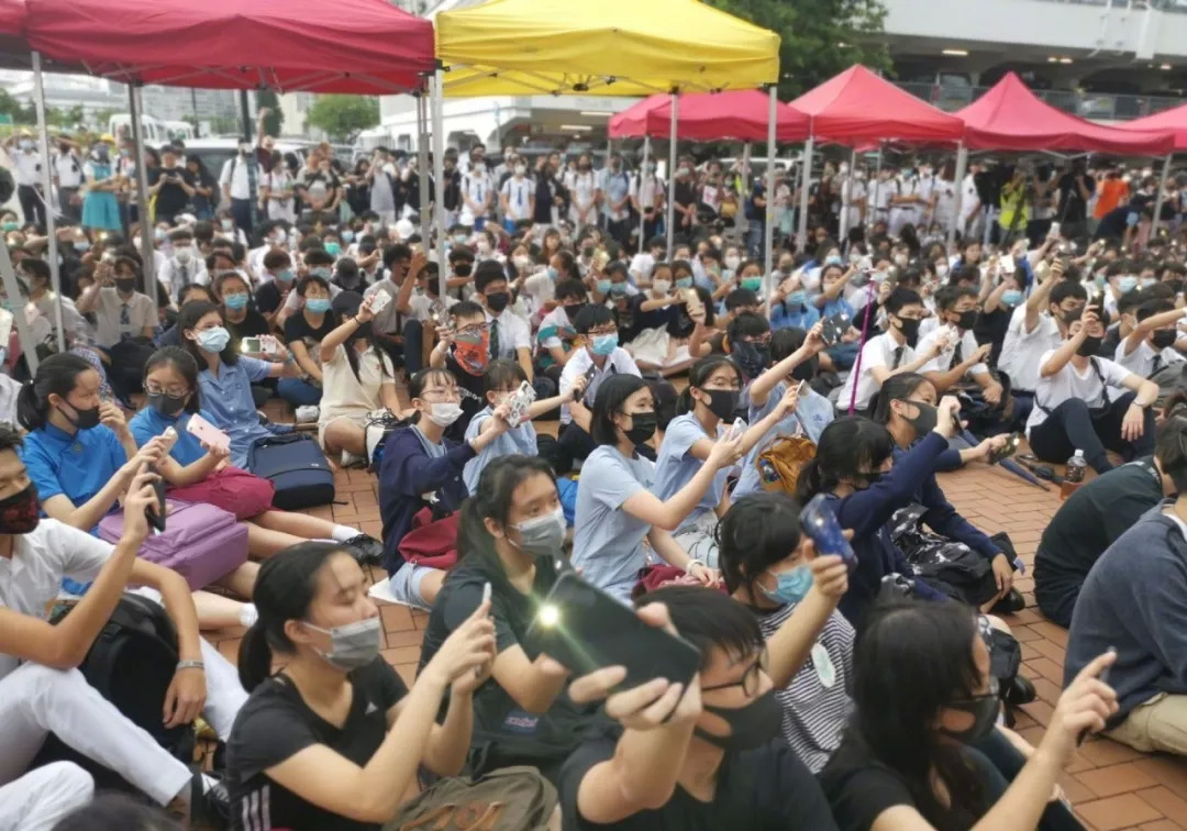 乱港分子五大罪状!香港法院管不管-新湖南