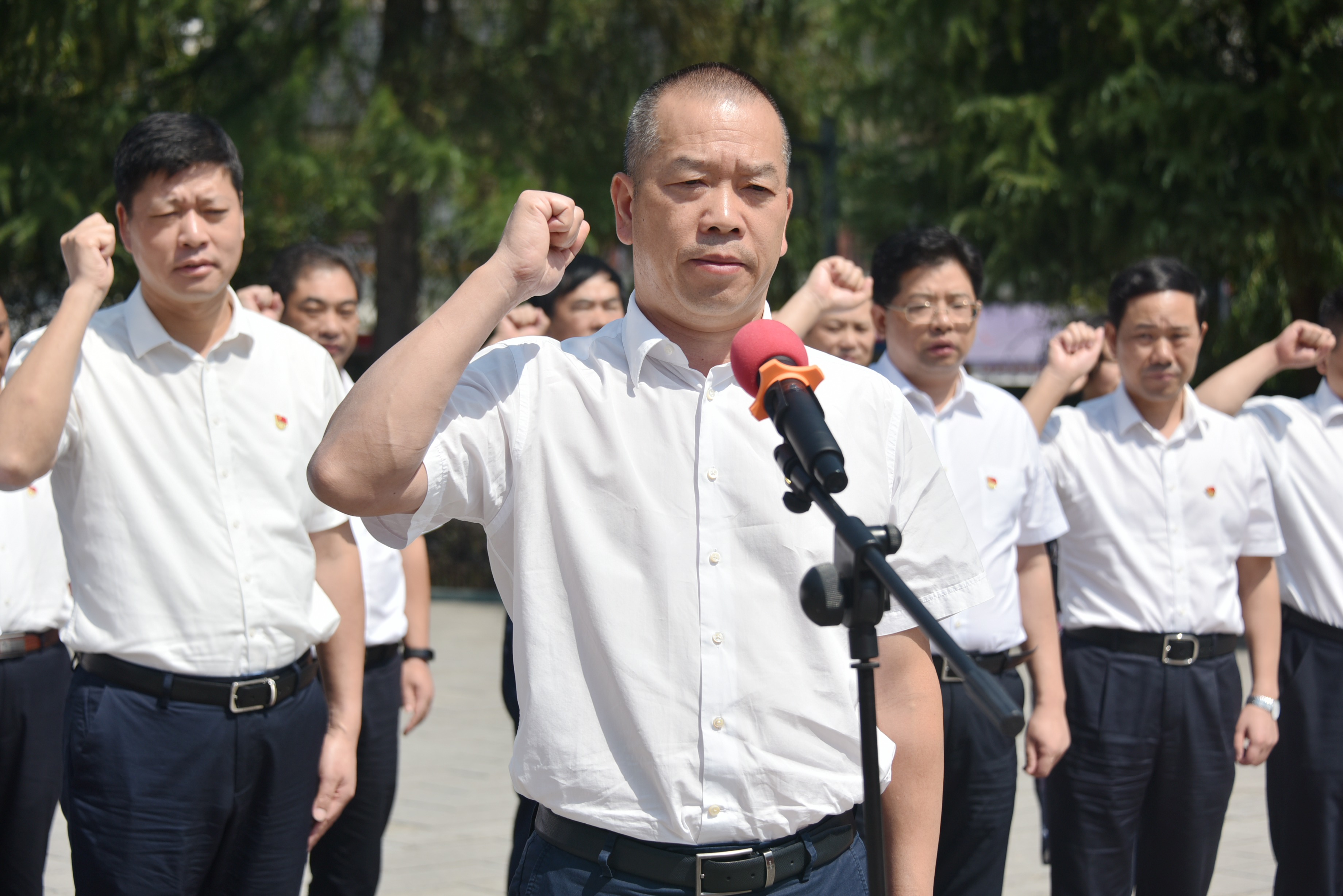 十八洞村寻初心 贺龙故里忆使命