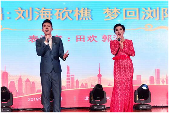 北京湖南企业商会庆祝新中国成立70周年文艺晚会精彩一瞬