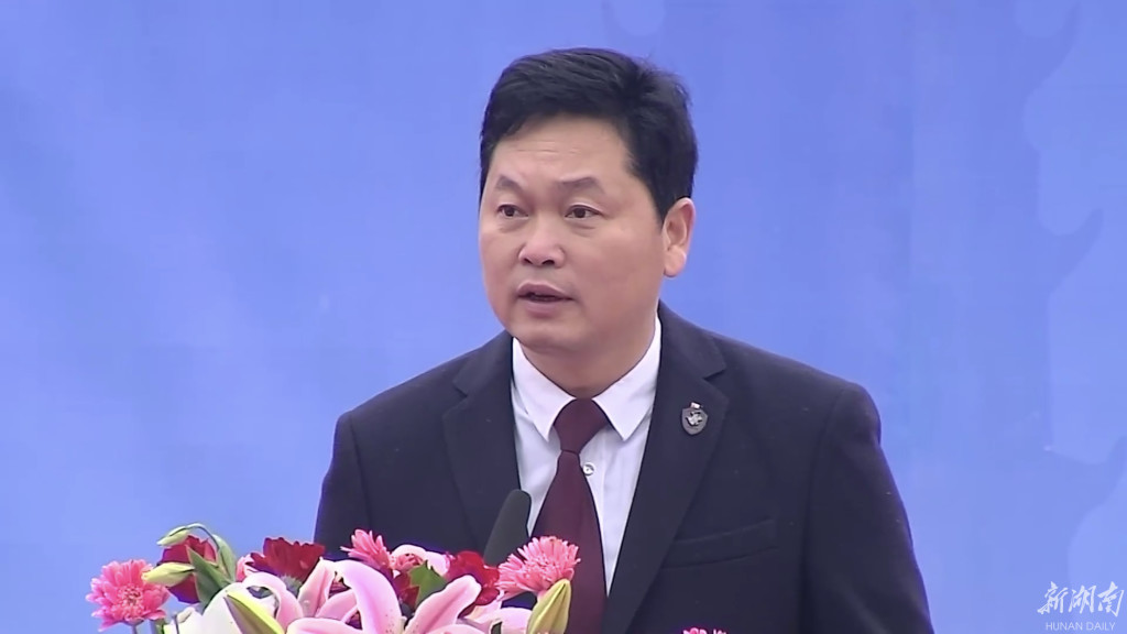 本次节会开幕式由沅江市委副书记,市长杨智勇主持:金秋十月,秋收如画.