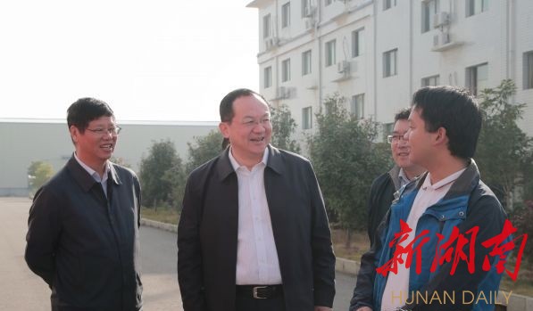 杨懿文:企业要不等不靠通过持续创新走出困境 新湖南www.hunanabc.com