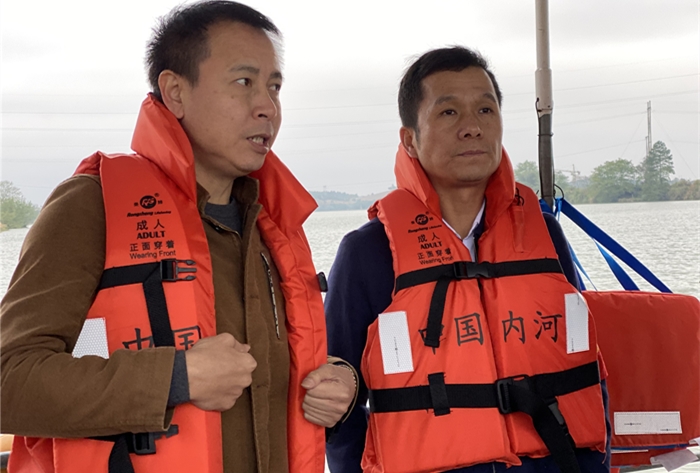 要闻道县吴恢才到潇水河开展巡河工作