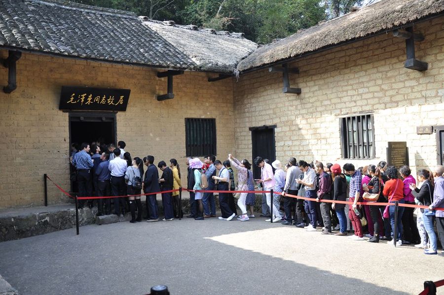韶山市清溪镇：真心实意解民忧 助力脱贫展担当