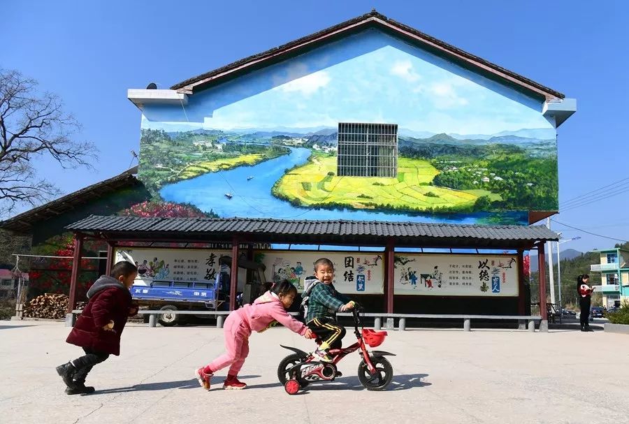 美丽的小河乡乌石村.谢长贵 摄