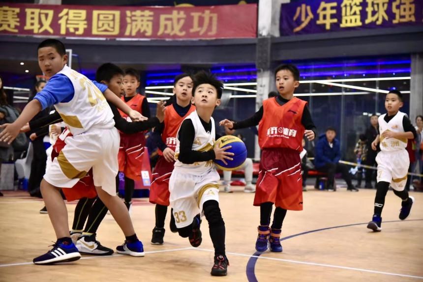 向上吧，篮球少年！ “金健”2019年湖南省小篮球联赛昨日收官