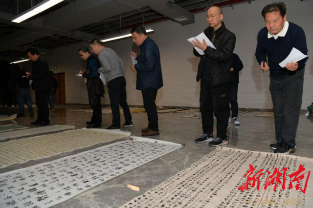 第二届湖南中青年书法大展评选落幕 35幅优秀作品"突围" - 玩乐 - 华声文旅 - 华声在线