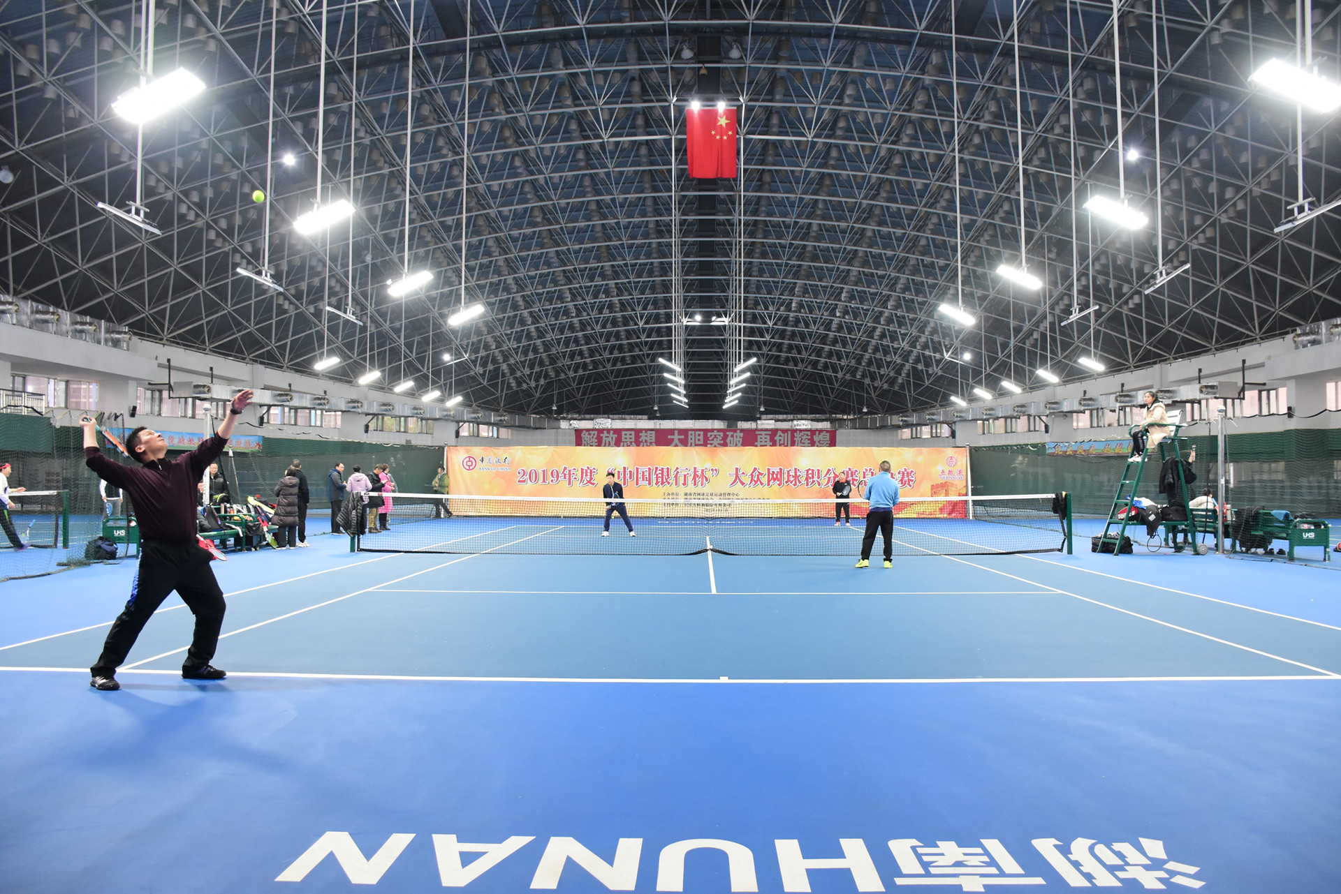 以球会友  2019“中国银行杯”大众网球积分赛总决赛在长收官