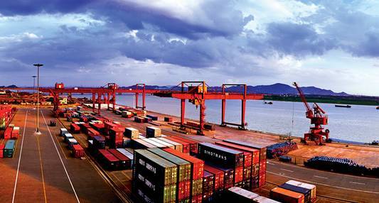 口岸营商环境持续优化 进出口整体通关时间提前两年“压缩过半”