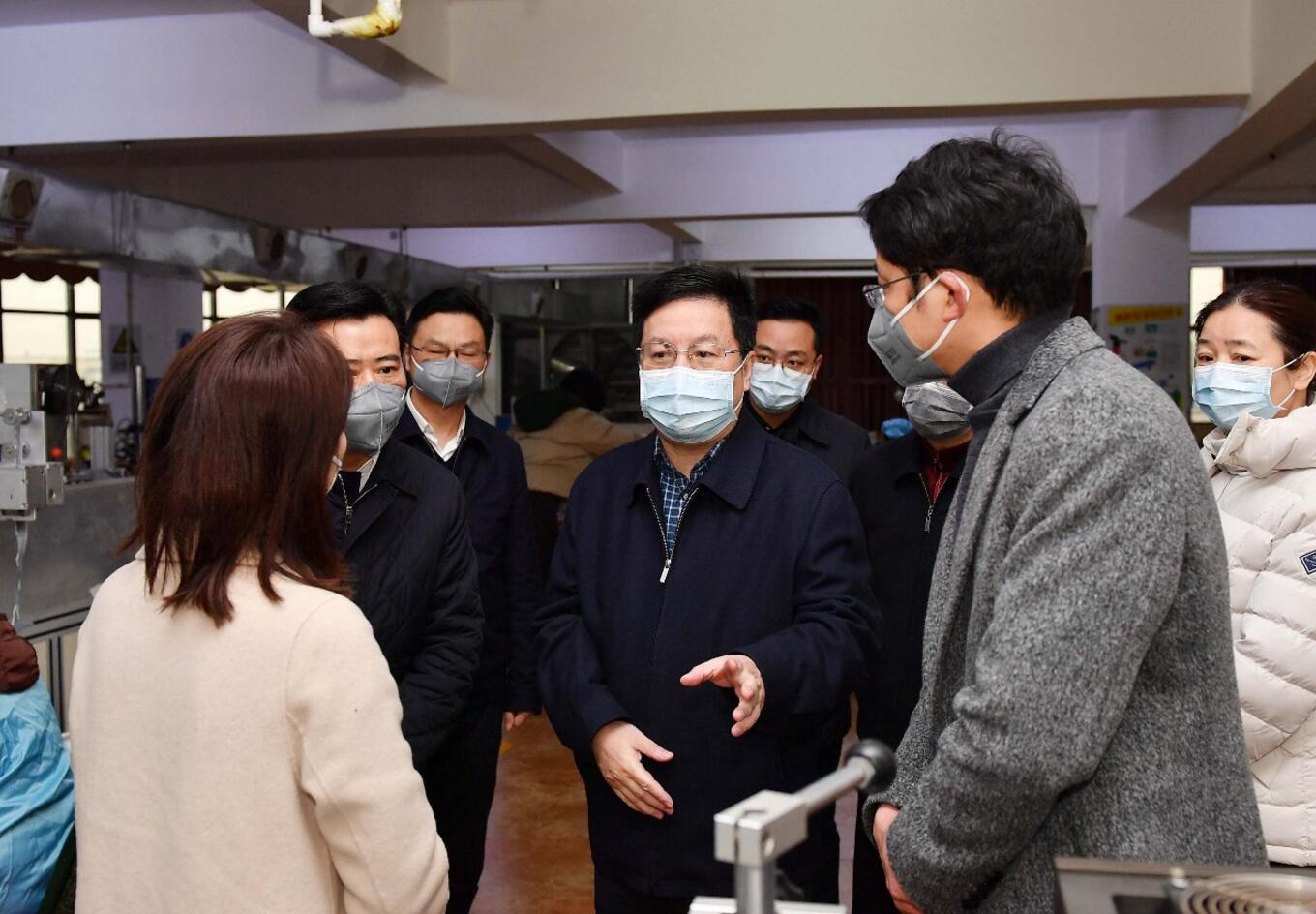 胡衡华深入一线检查督导疫情防控工作  “携手同心打赢疫情防控阻击战”