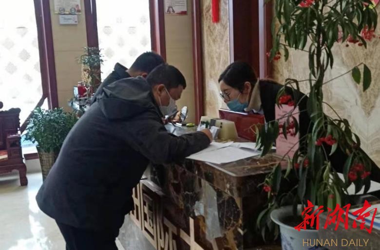 北塔区状元洲街道：700党员充当抗击疫情排头兵