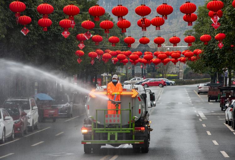 忙消毒 战疫情