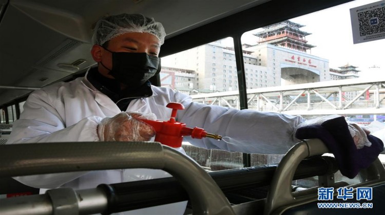 北京公交加强卫生防疫工作