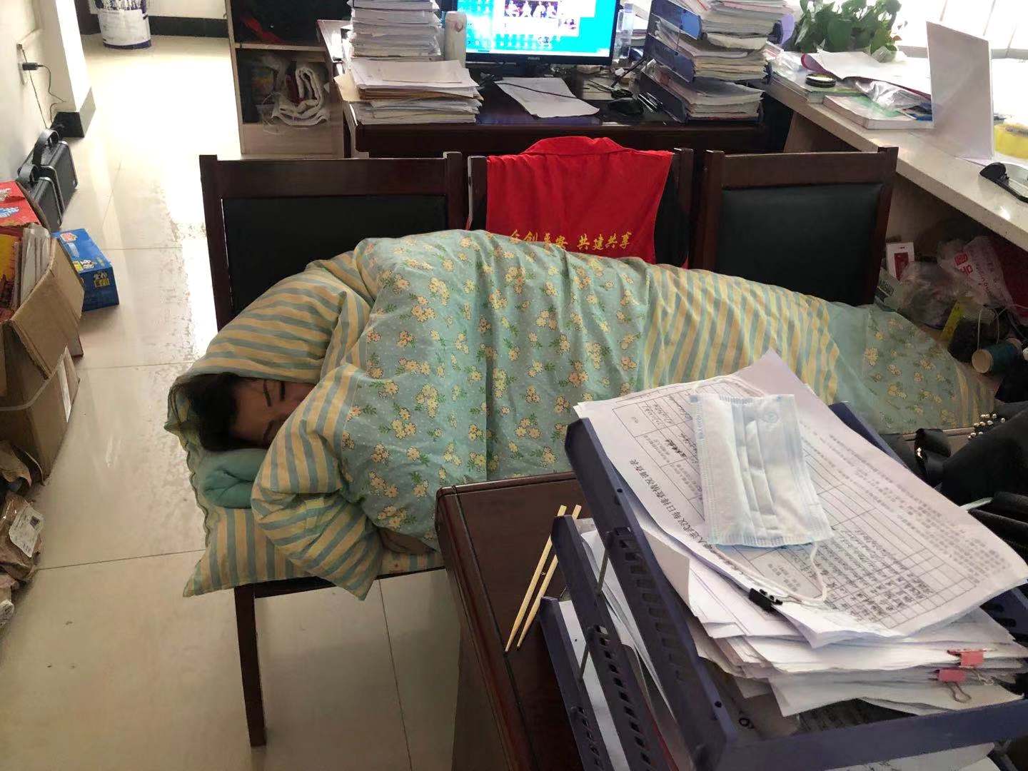 【常德市武陵区】疫情当前，单位为家，致敬我们的一线逆行者