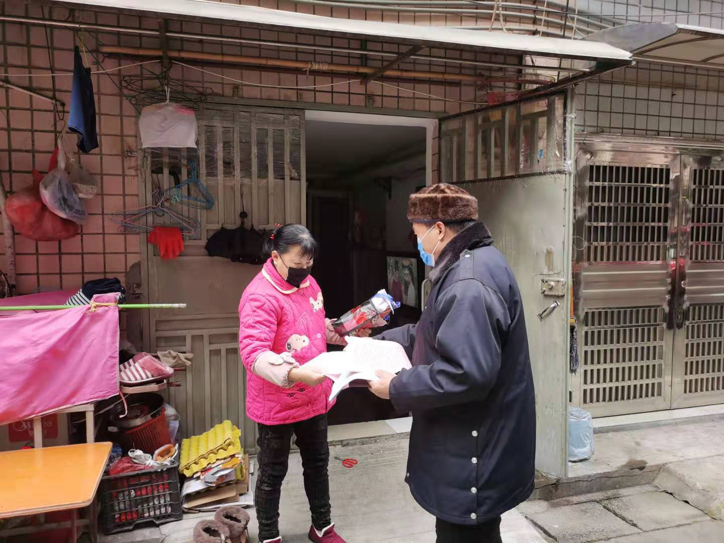 老有所为当先锋  发挥余热抗疫情